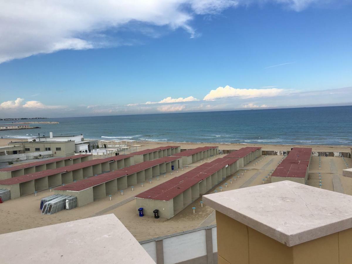 バーリStanza Con Vista Mareアパートメント エクステリア 写真
